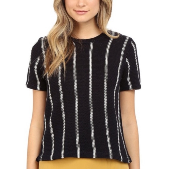 Theory Emmeris Ibisco Navy Striped Knit Short Sleeve Blouse Womens Size Small - Picture 1 of 9